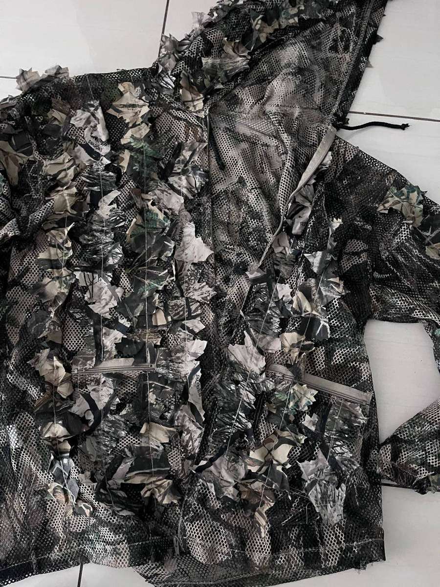 Shooting stick : Ram trigger Stick gen 3 plus Sniper mesh Camo Jacket : - nice condition