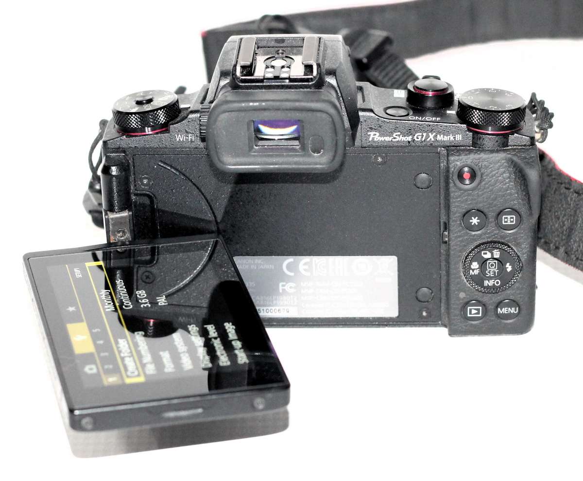 Canon PowerShot G1X Mk III , APS-C Format 24.2MP Wifi Digital Camera