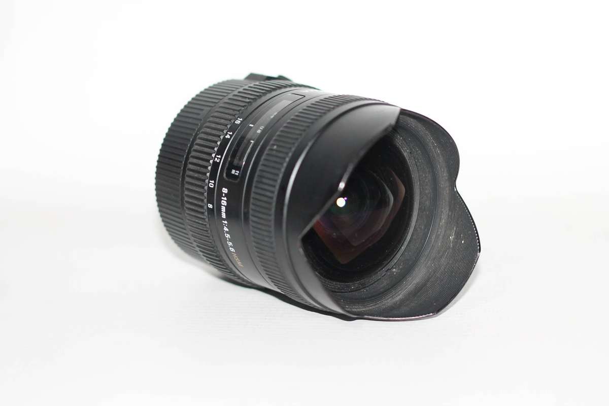 Sigma AF 8-16mm f/4.5-5.6 DC HSM Lens For Canon