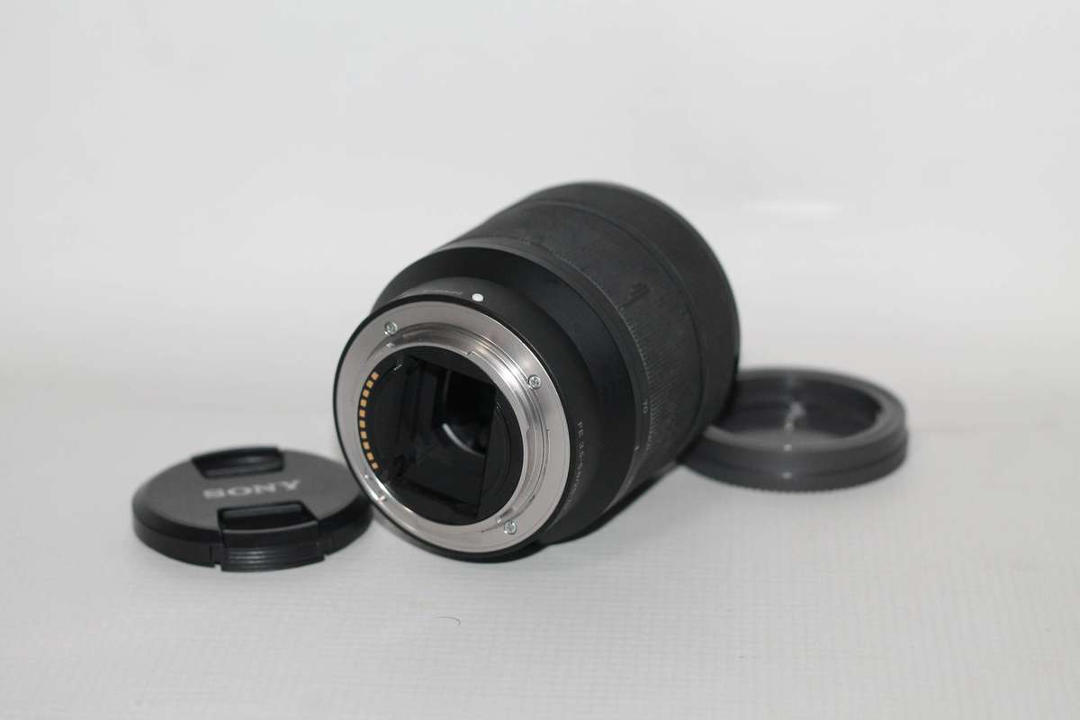 Sony FE 28-70mm f/3.5-5.6 OSS Lens (E Mount)