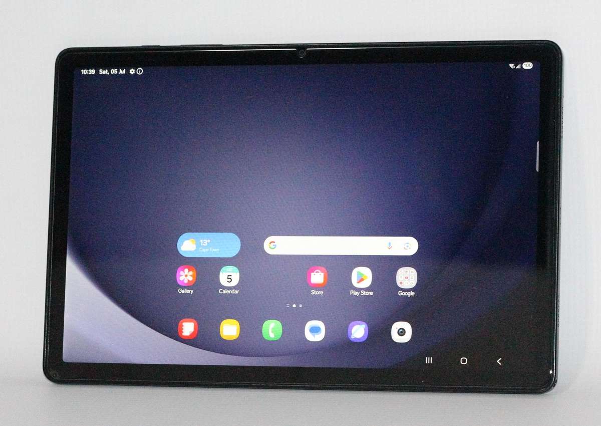 Samsung Galaxy Tab A9+  11" 64GB 5G Tablet in VERY GOOD CONDITION