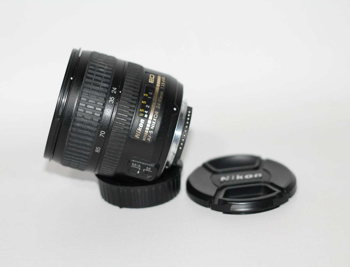 Nikon 24-85mm f/3.5-4.5G VR