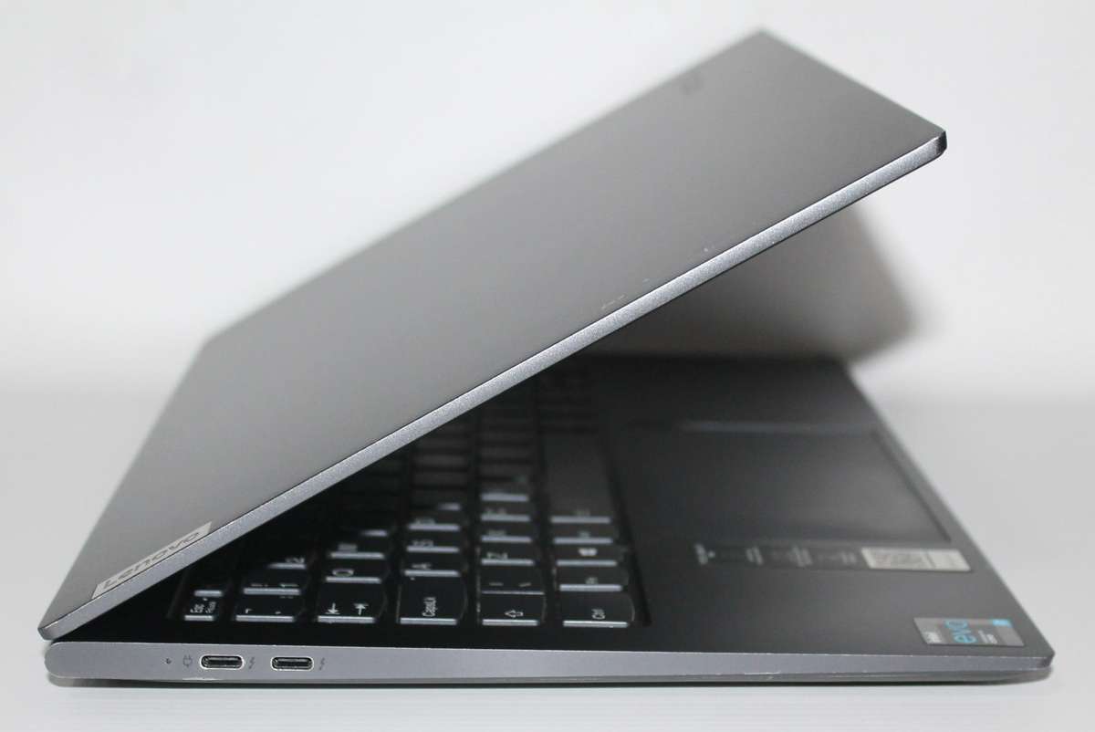 Lenovo Yoga Slim 7i Pro , Intel Core i7-11370H @3.30GHz,16GB Ram,512GB SSD , Intel Iris Xe Graphics