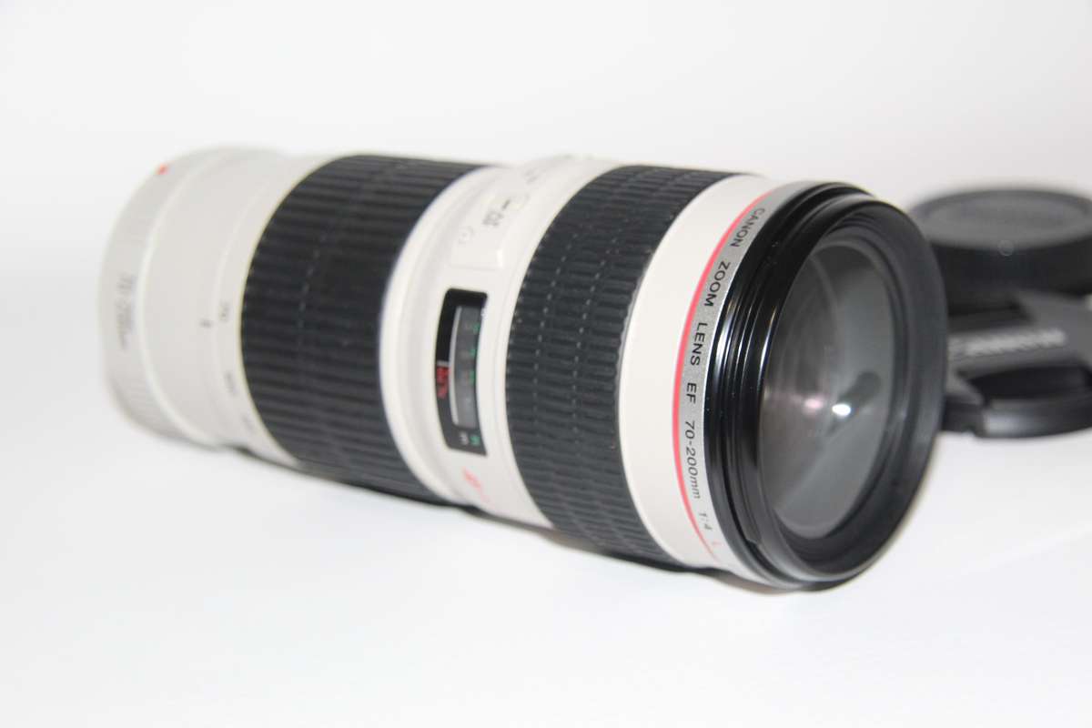 CANON EF 70-200mm f/4L USM