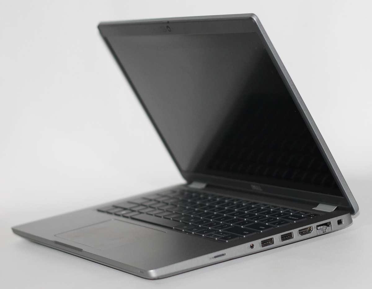 Dell Latitude 5430 Deca-Core i7-1265U 16GB RAM 512GB SSD 14.0" FHD (1920x1080) , Win 11 Pro Laptop