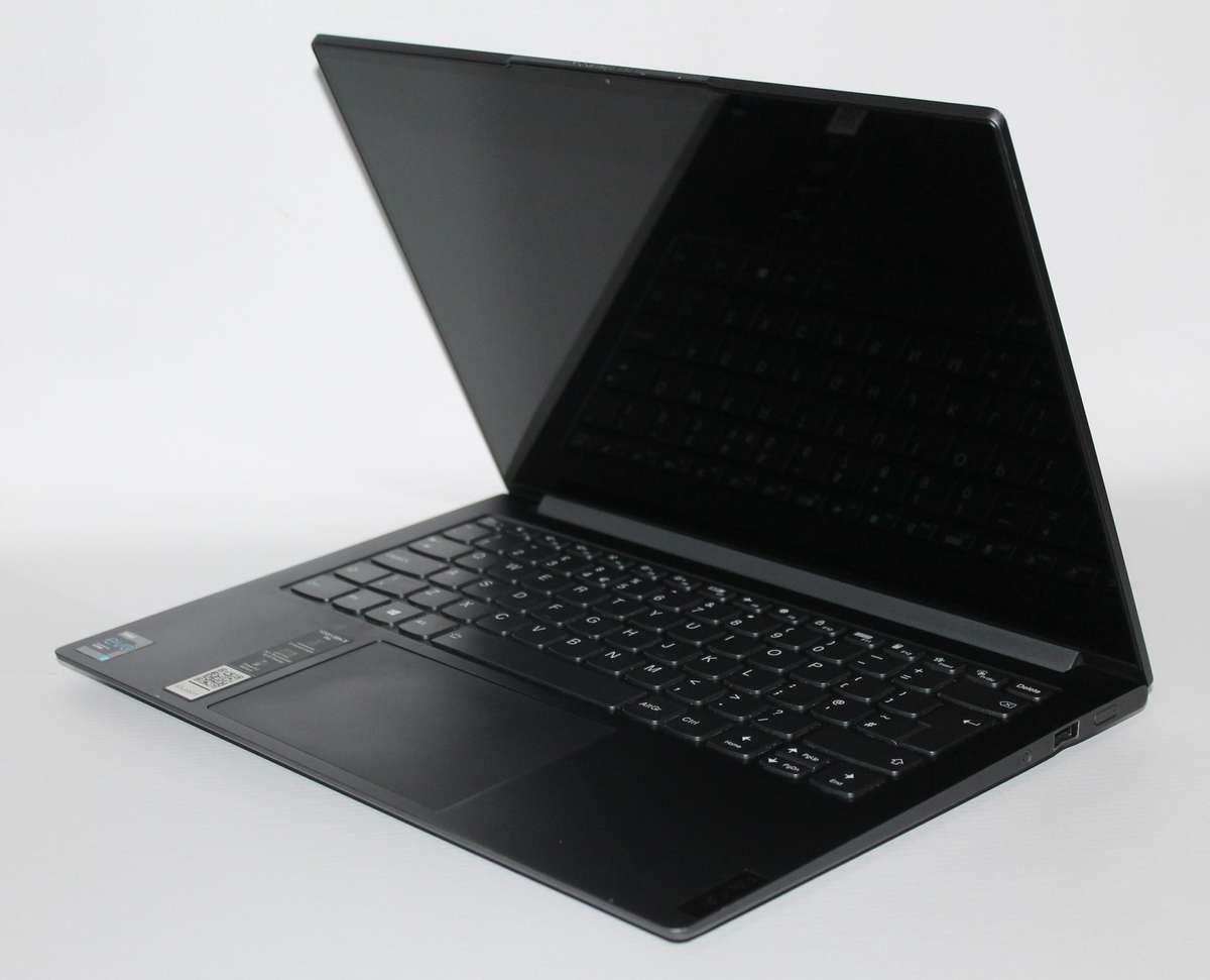 Lenovo Yoga Slim 7i Pro , Intel Core i7-11370H @3.30GHz,16GB Ram,512GB SSD , Intel Iris Xe Graphics
