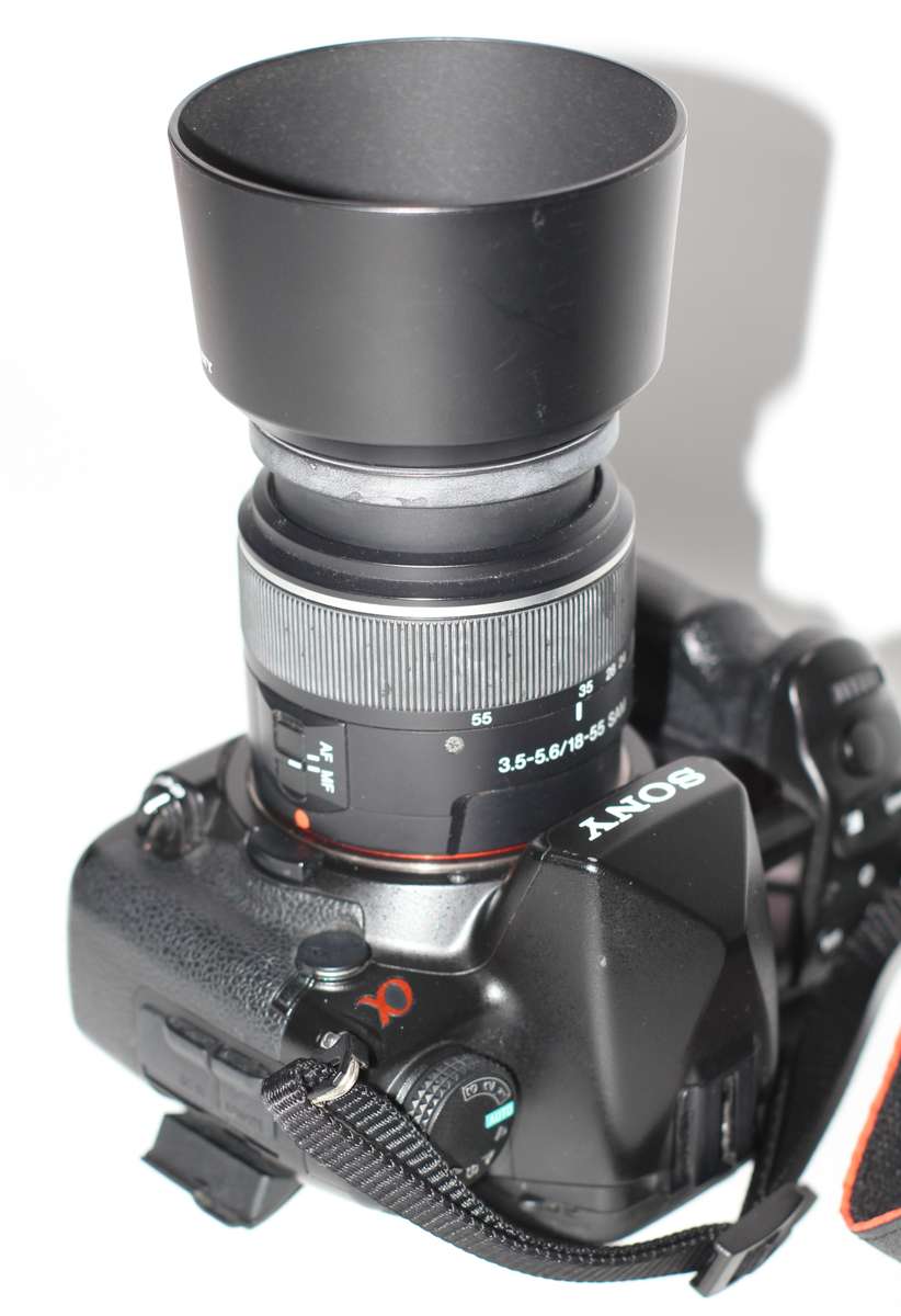 Sony Alpha DSLR A900 24.6 MP Digital Camera Body with  3.0" LCD Screen