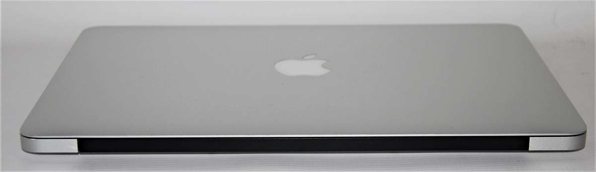 MACBOOK AIR ,CORE I5-4260U,1.40GHz,4GB RAM ,256GB SSD WITH MICROSOFT OFFICE , FINAL CUT PRO , ADOBE