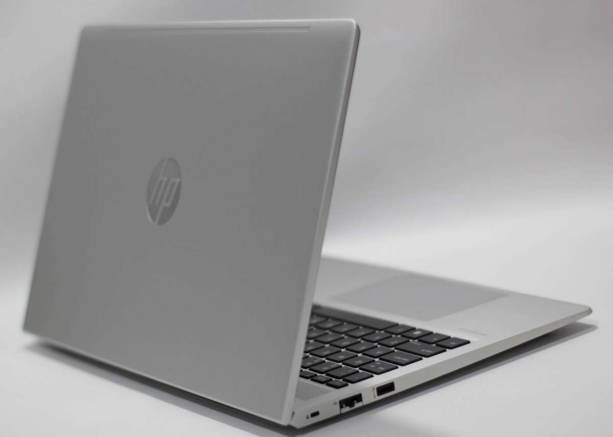 HP Probook 450 G8 , Intel Core i3-1115G4 @3.00GHz, 4GB Ram, 256GB SSD  , Intel UHD Graphics
