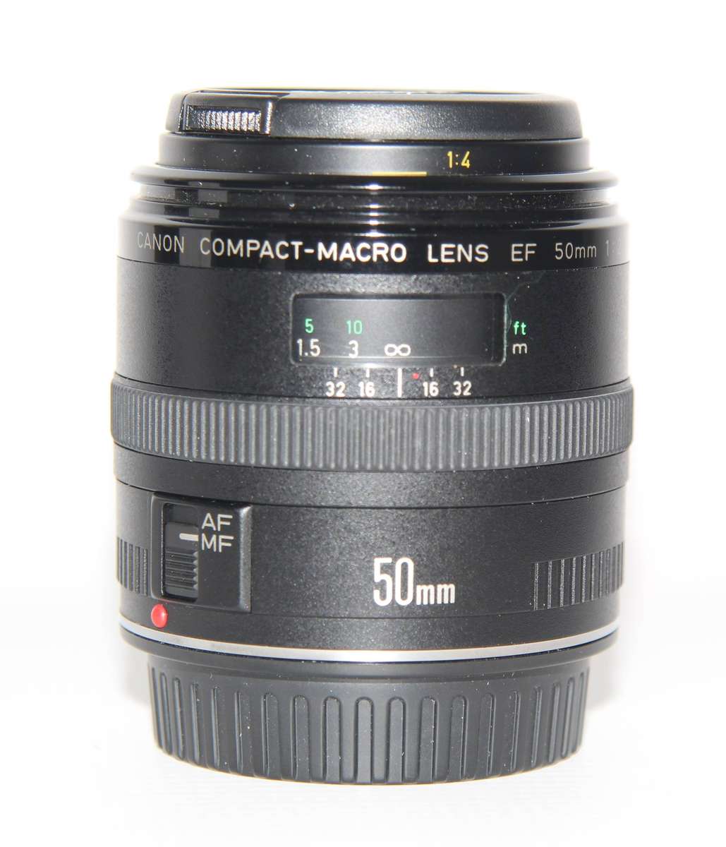 Canon EF 50mm f/2.5 Compact Macro