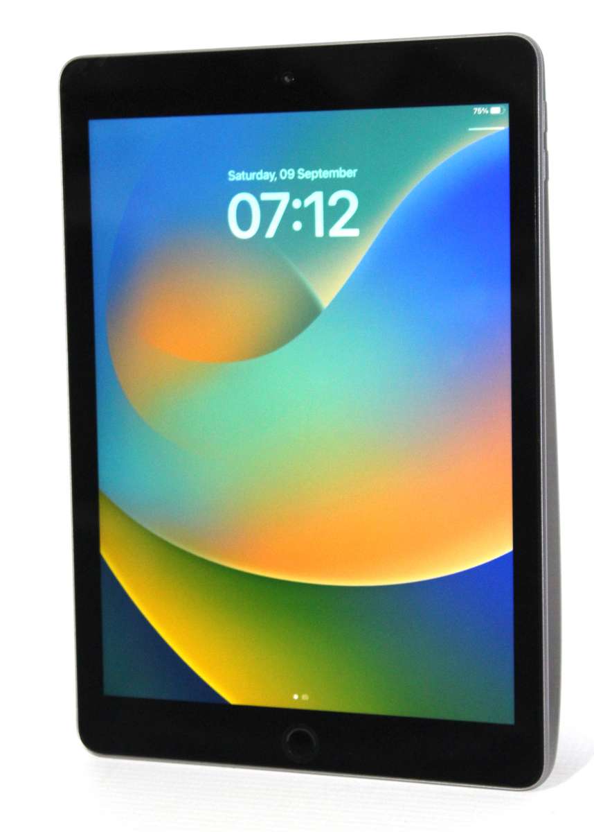 Apple iPad (5thGEneration) Wi-Fi, 32GB - Space Gray