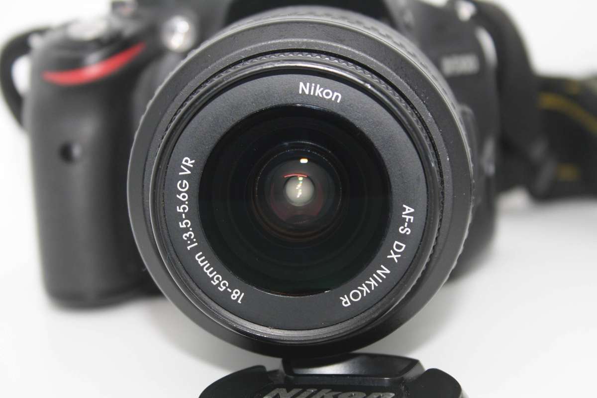 Nikon D3200 DSLR Camera with 18-55MM F/3.5-5.6G VR LENS