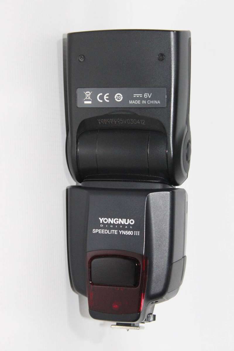 Yongnuo YN560-III Speedlite