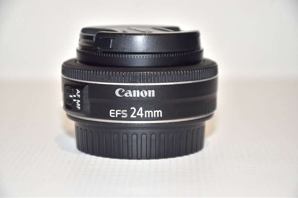 Canon EF-S 24mm f/2.8 STM Pancake Lens