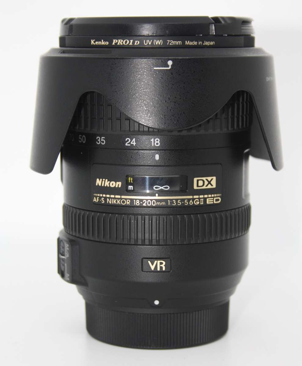 Nikon AF-S 18-200mm f/3.5-5.6 G ED DX VR II Lens