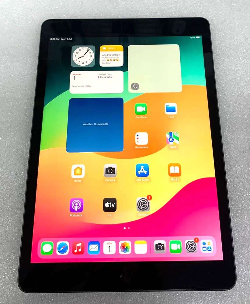 Apple iPad (9th Gen) | 10.2 Retina | A13 Chip | 64GB | Wi-Fi | 12MP Cam , NEW CONDITON , WITH BOX