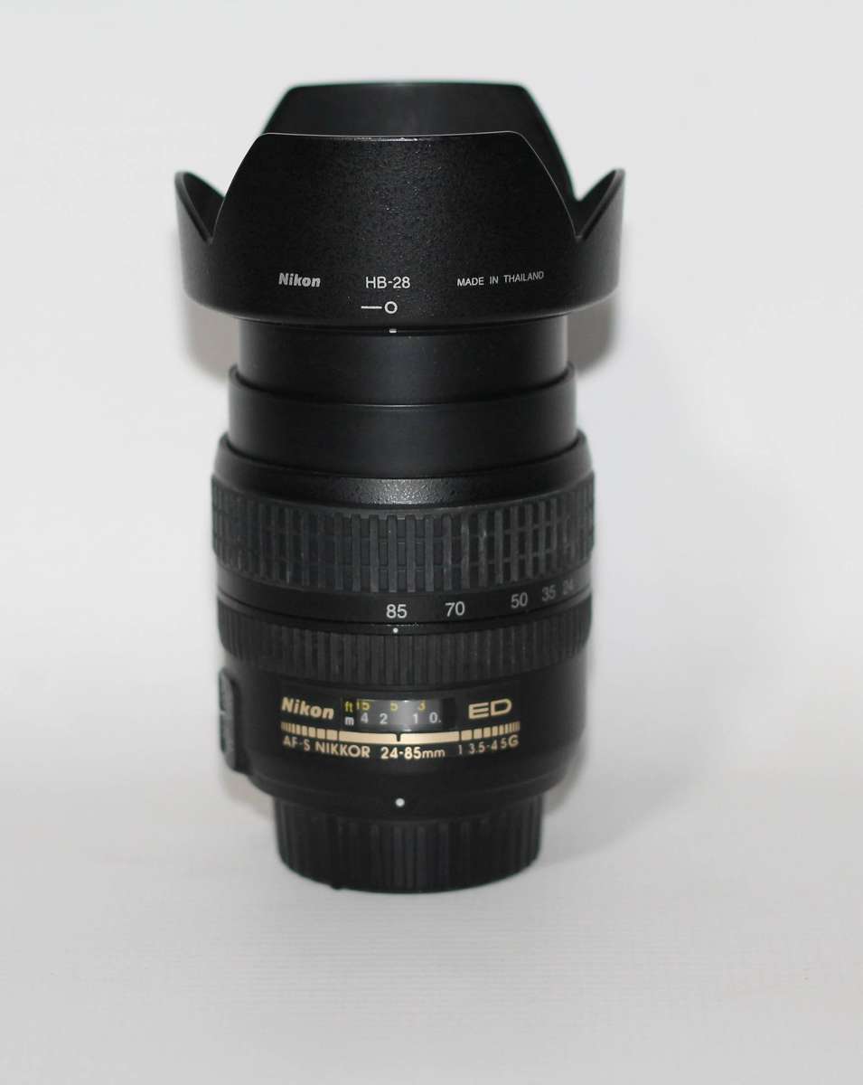 Nikon 24-85mm f/3.5-4.5G VR