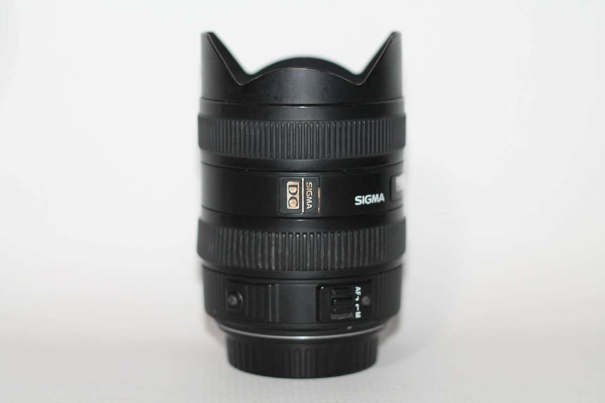Sigma AF 8-16mm f/4.5-5.6 DC HSM Lens For Canon