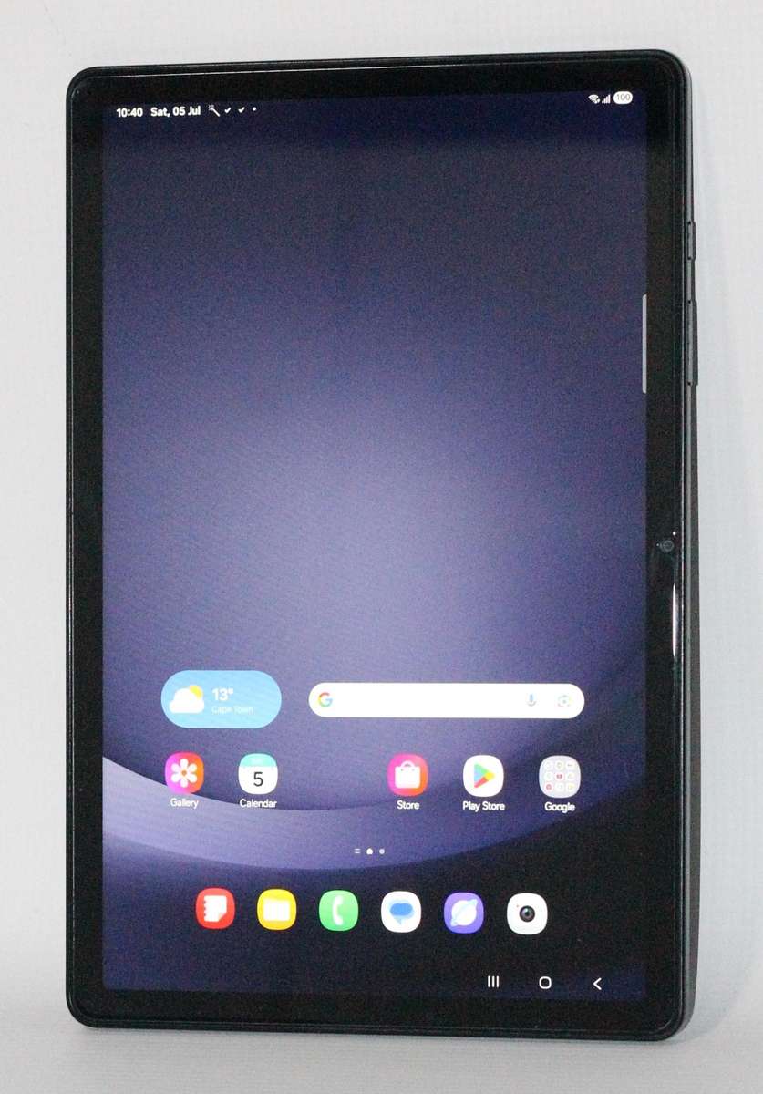 Samsung Galaxy Tab A9+  11" 64GB 5G Tablet in VERY GOOD CONDITION