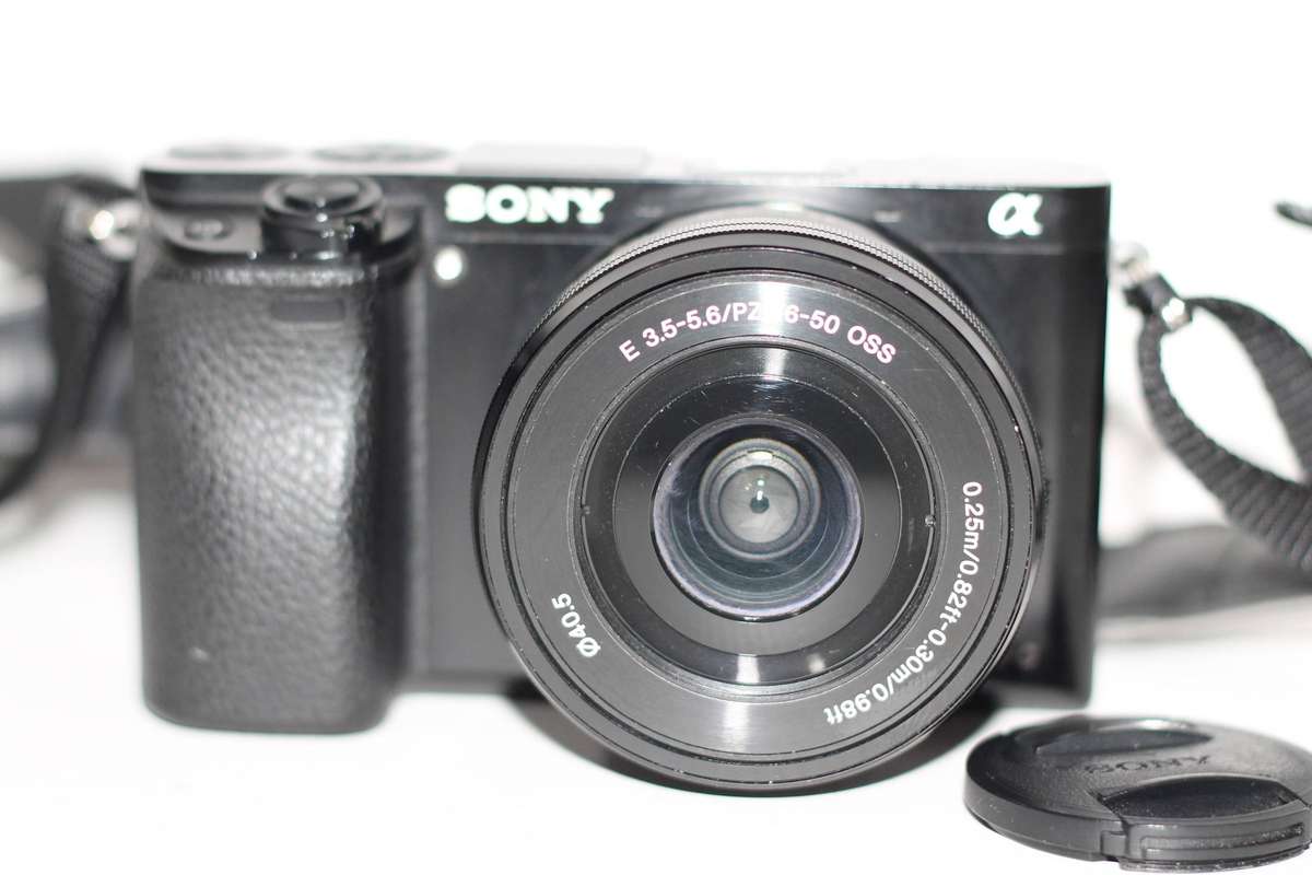 Sony Alpha A6000 Digital Camera 24.3MP SLR , With Sony E 16-50mm f/3.5-5.6 OSS PZ Lens