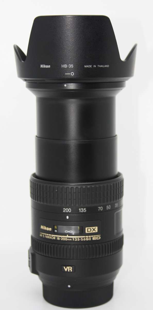 Nikon AF-S 18-200mm f/3.5-5.6 G ED DX VR II Lens