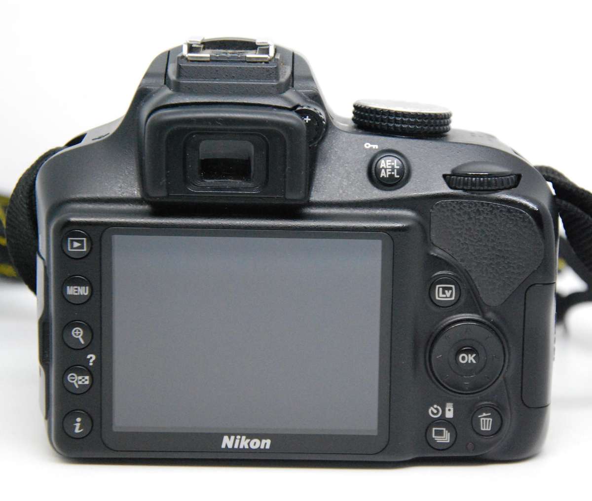 Nikon D3400 24MP DSLR with AF-P 18-55mm Zoom  Lens , CHARGER And NIKON BAG, Low Shutter count