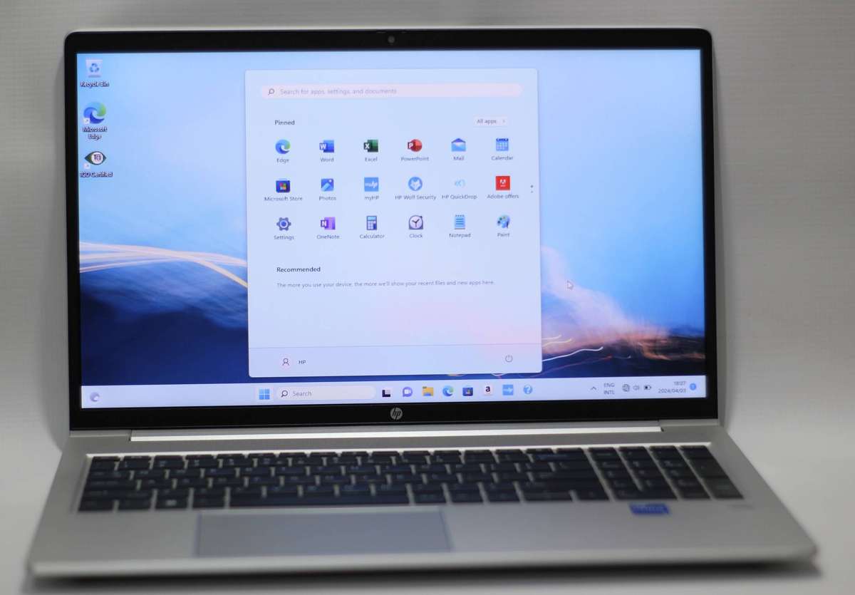 HP Probook 450 G8 , Intel Core i3-1115G4 @3.00GHz, 4GB Ram, 256GB SSD  , Intel UHD Graphics