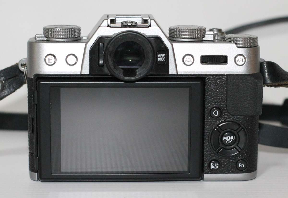 Fujifilm X-T10 Body Black Mirrorless Digital Camera