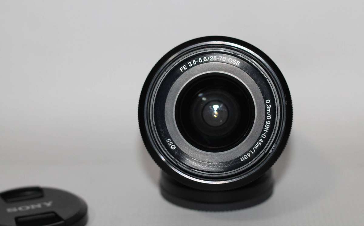 Sony FE 28-70mm f/3.5-5.6 OSS Lens (E Mount)