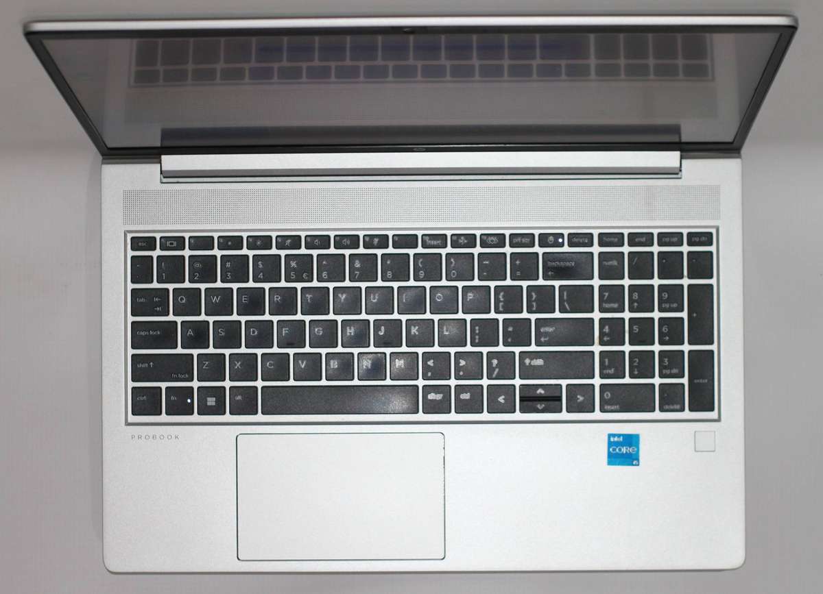 HP Probook 450 G8 , Intel Core i3-1115G4 @3.00GHz, 4GB Ram, 256GB SSD  , Intel UHD Graphics