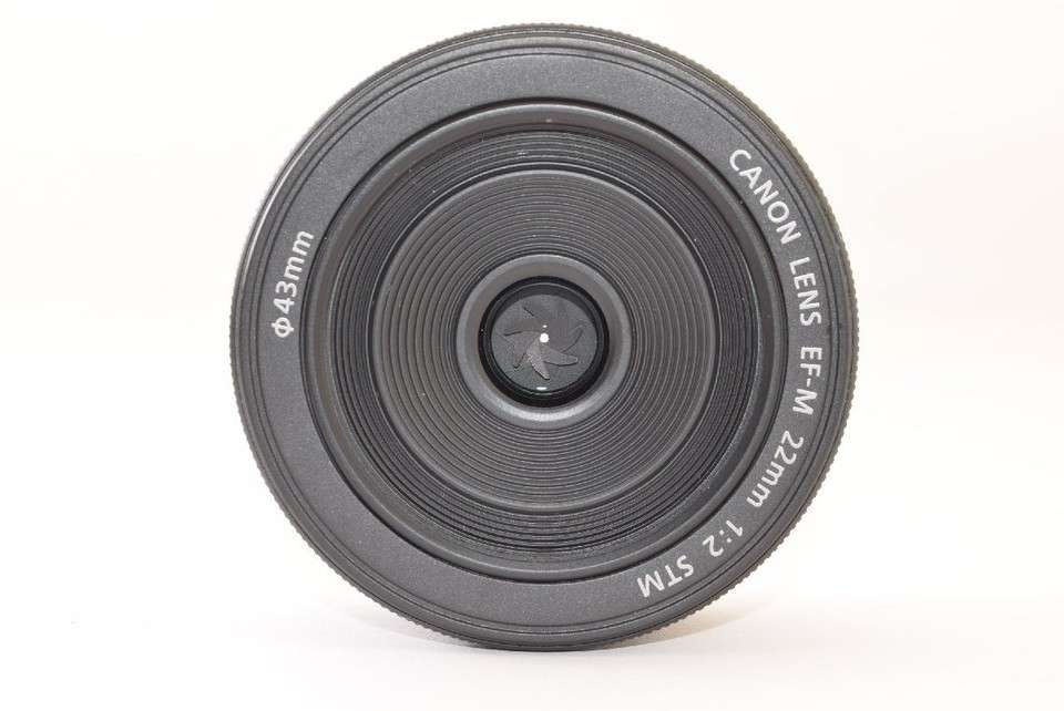 Canon EF-M 22mm f/2 STM Wide Angle Prime Pancake Compact Lens
