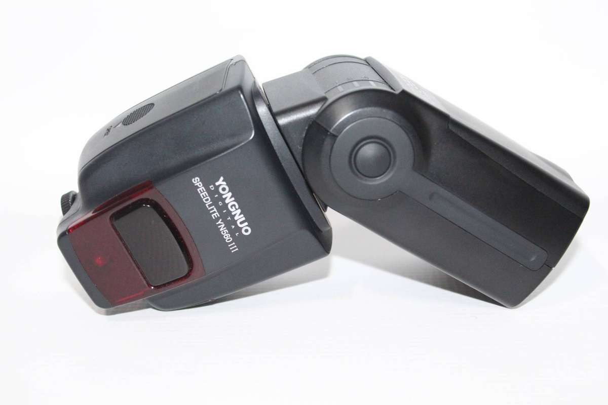 Yongnuo YN560-III Speedlite