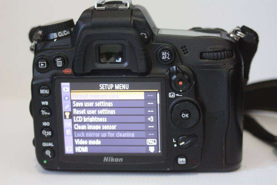 NIKON D7000 BODY ONLY