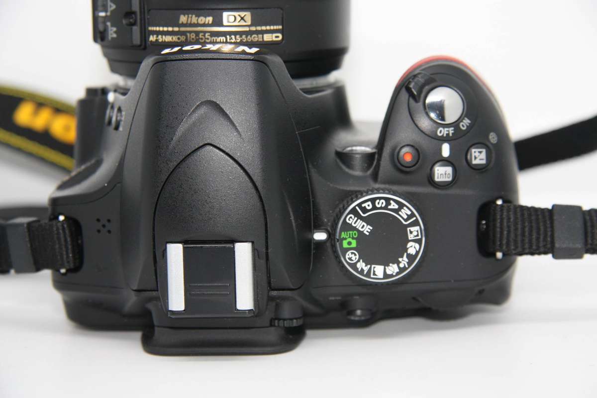 Nikon D3200 DSLR Camera with 18-55MM F/3.5-5.6G VR LENS