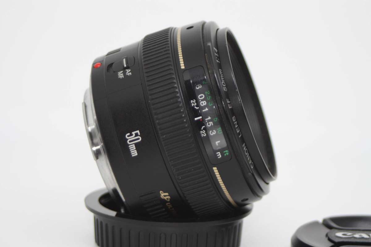 CANON EF 50mm f/1.4 USM
