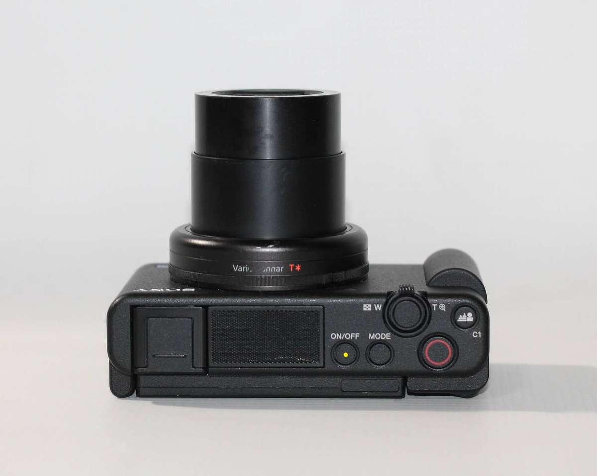 Sony ZV-1 Digital Camera With Vlogger Accessory Kit (Black)