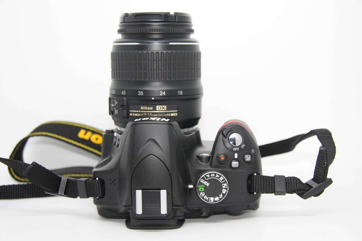 Nikon D3200 DSLR Camera with 18-55MM F/3.5-5.6G VR LENS