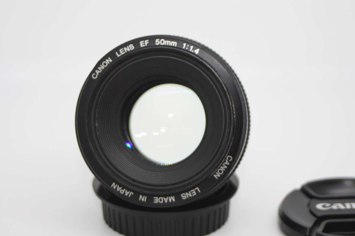 CANON EF 50mm f/1.4 USM