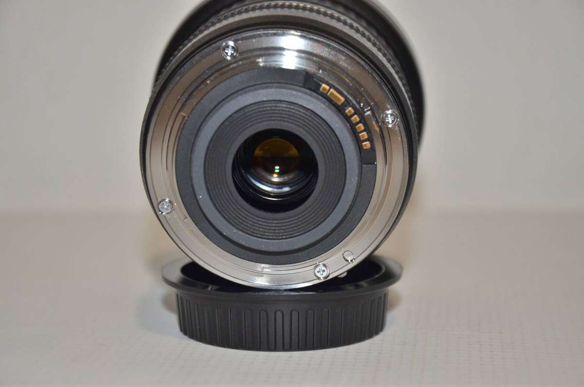 Canon EF-S 10-22mm f/3.5-4.5 USM Lens