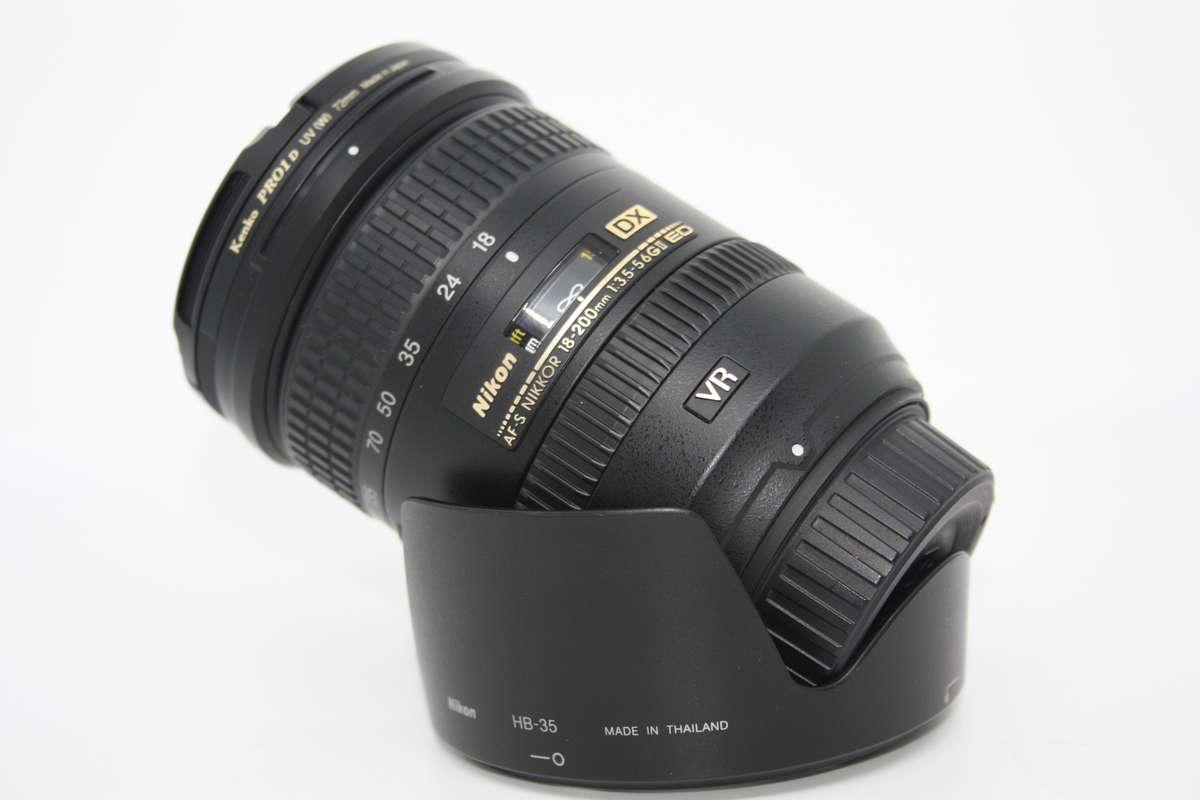 Nikon AF-S 18-200mm f/3.5-5.6 G ED DX VR II Lens