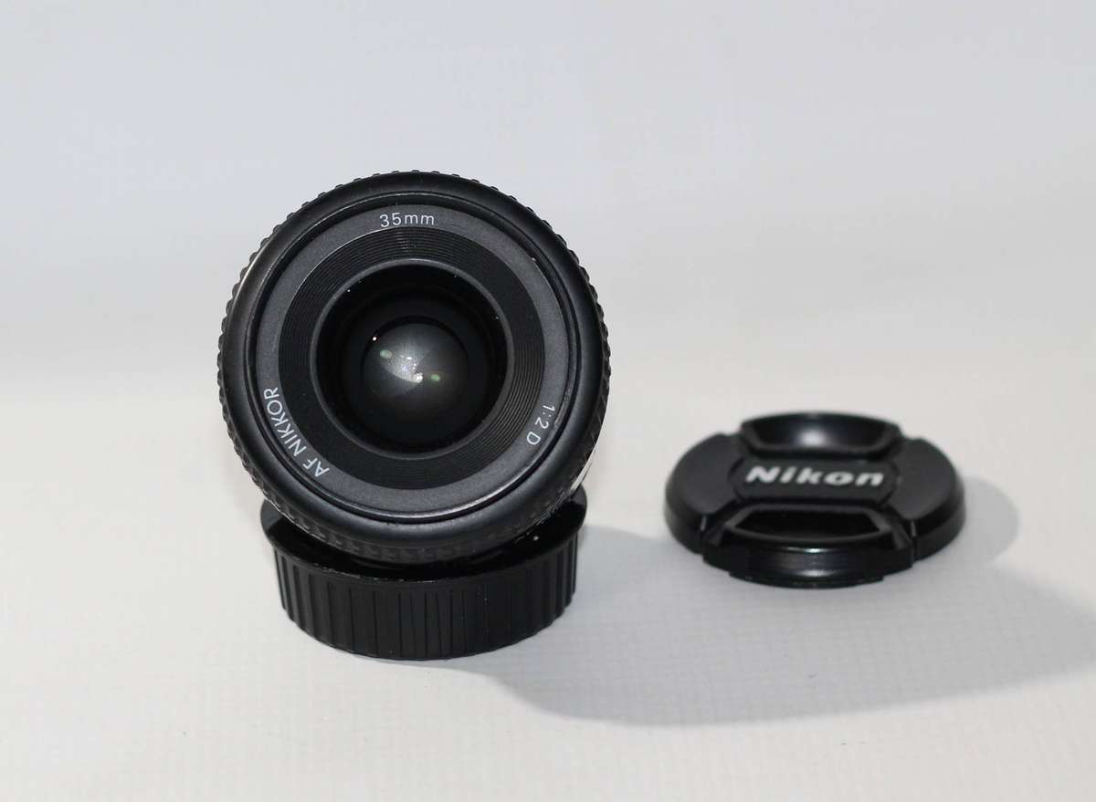 Nikon AF NIKKOR 35mm f/2D Lens
