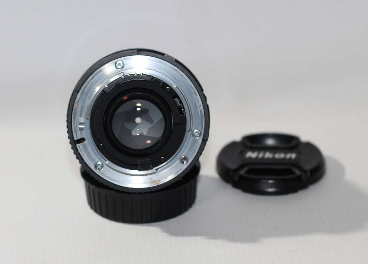 Nikon AF NIKKOR 35mm f/2D Lens
