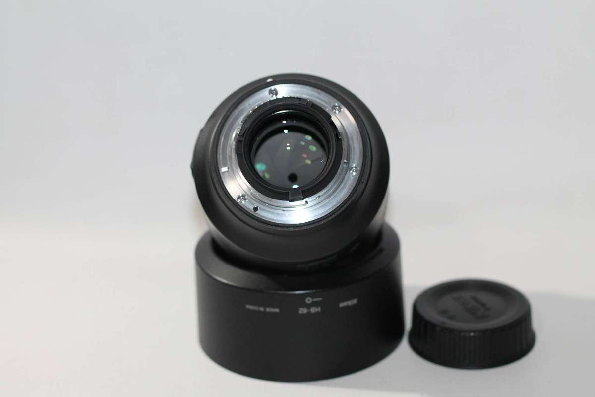 Nikon AF-S NIKKOR 85mm f/1.8G Lens