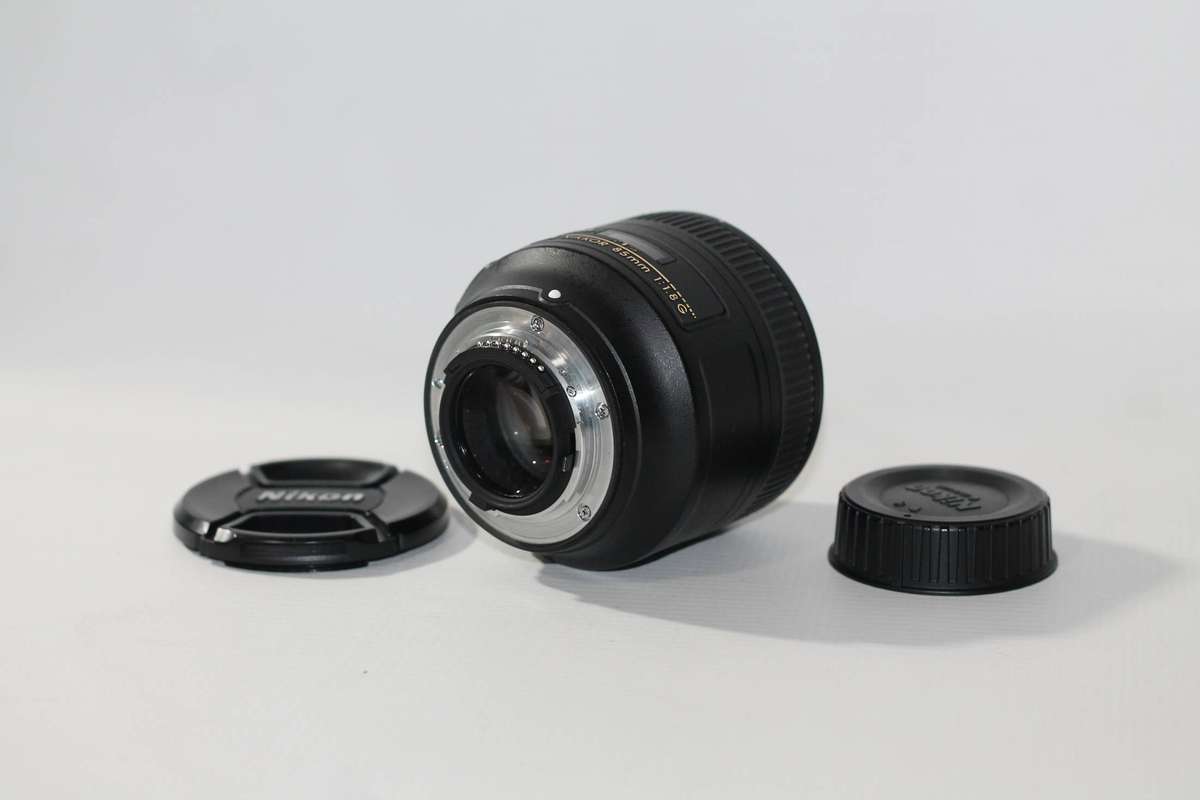 Nikon AF-S NIKKOR 85mm f/1.8G Lens