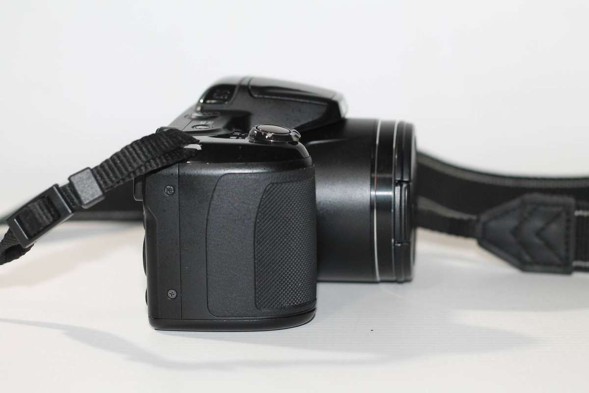 Nikon Coolpix L330 20.2MP Digital Bridge Camera , 26x Zoom -