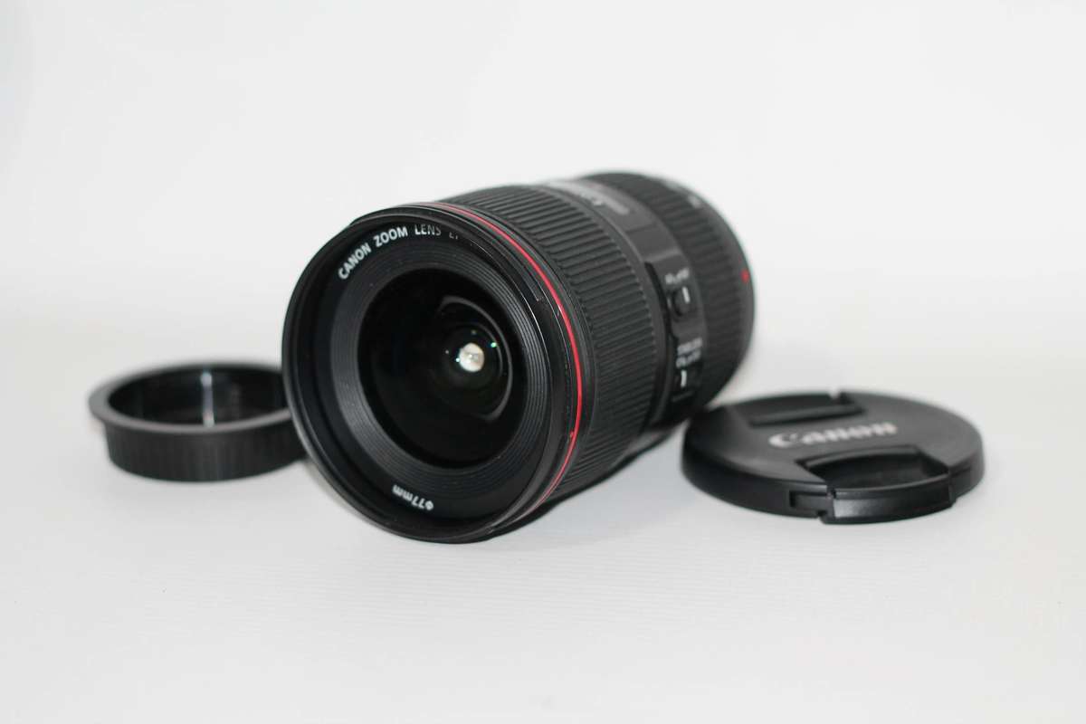 Canon EF 16-35mm f/4L IS USM