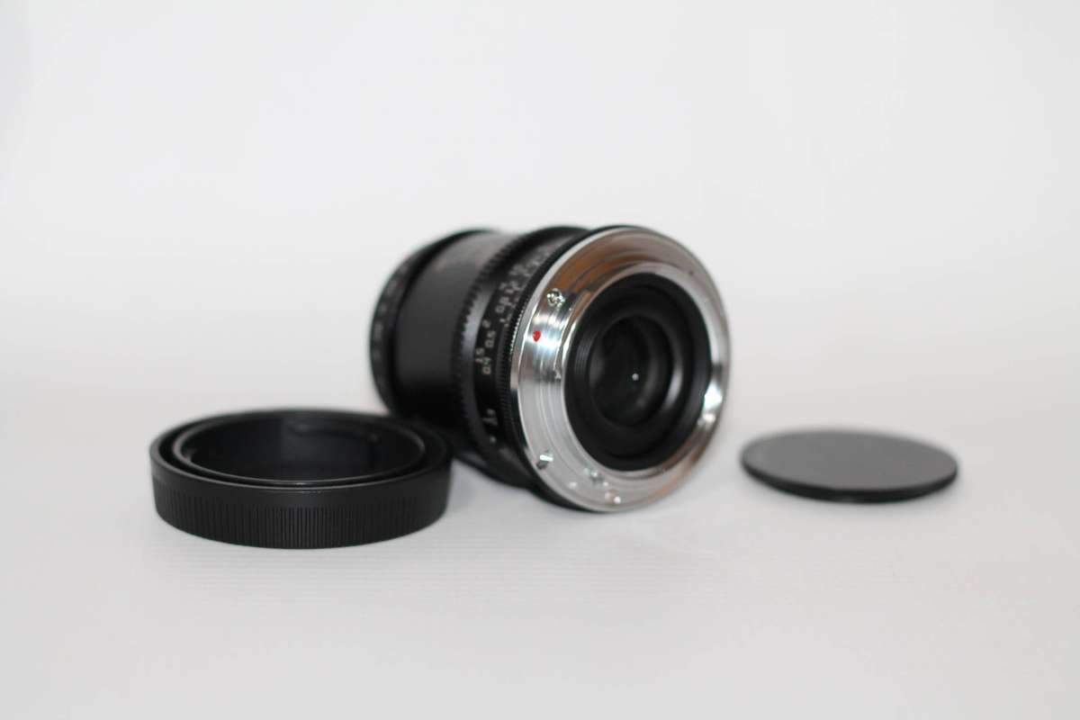 TTArtisan 17mm F1.4 Manual Focus Lens (APS-C) (Black) for Canon M-Mount