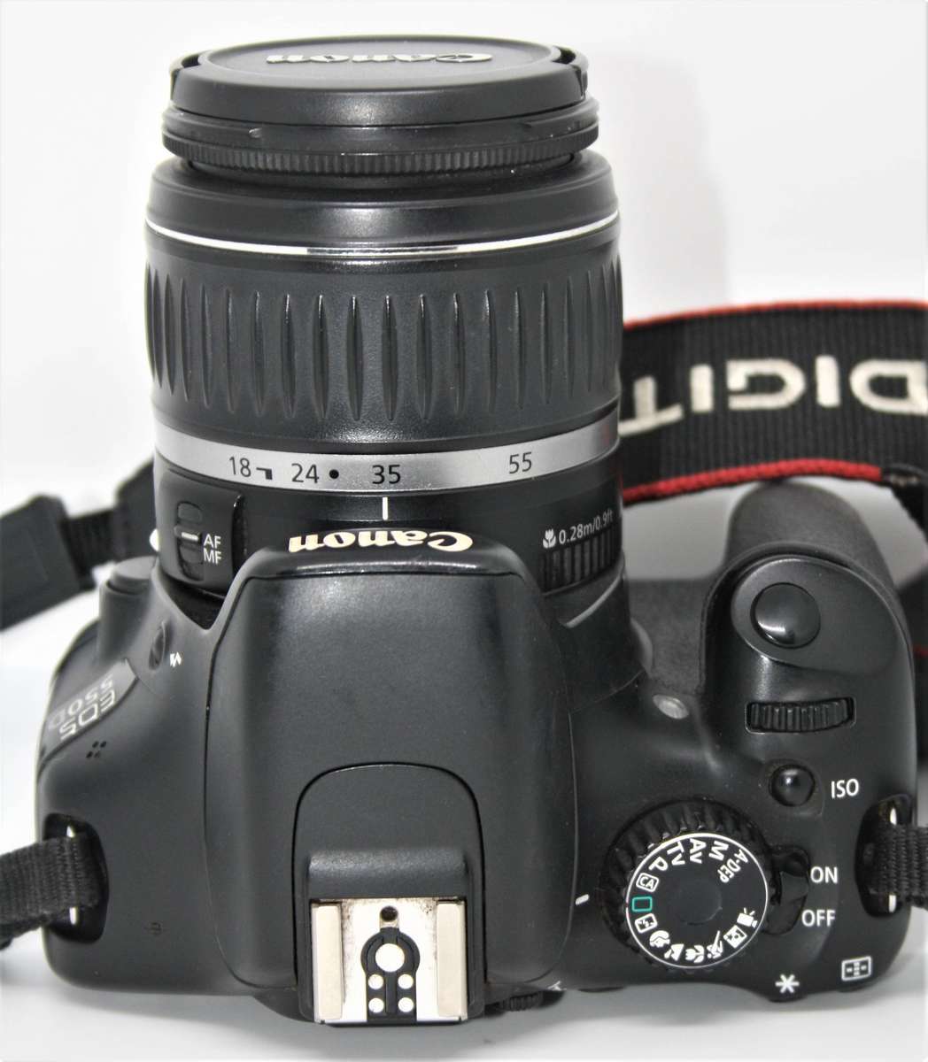 Canon EOS 550D  18 MP CMOS APS-C Digital SLR Camera with 3.0-Inch LCD and EF-S 18-55mm f/3.5-5.6 III