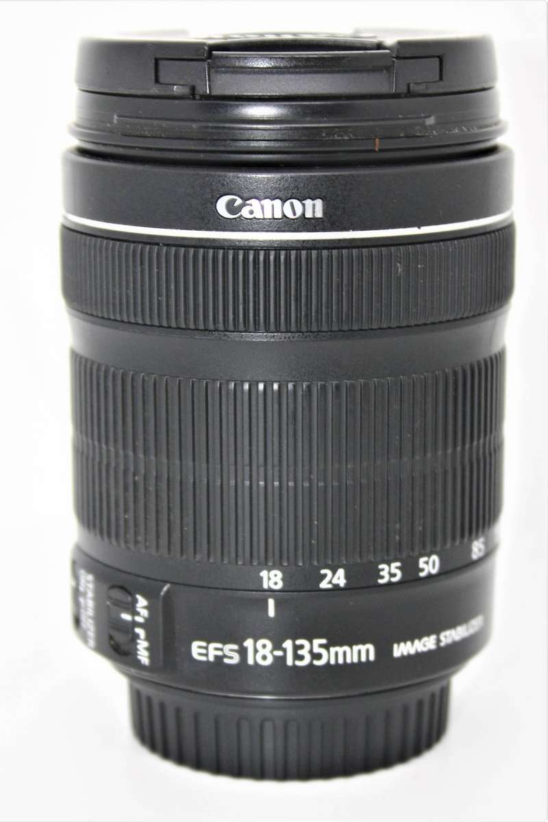 Canon EF-S 18-135mm f/3.5-5.6 IS STM