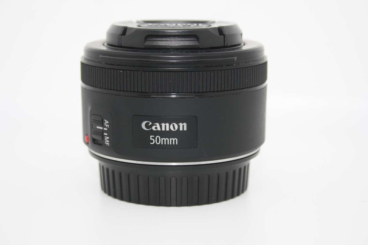 Canon EF 50mm f/1.8 STM Lens IN VERY GOOD CONDITION